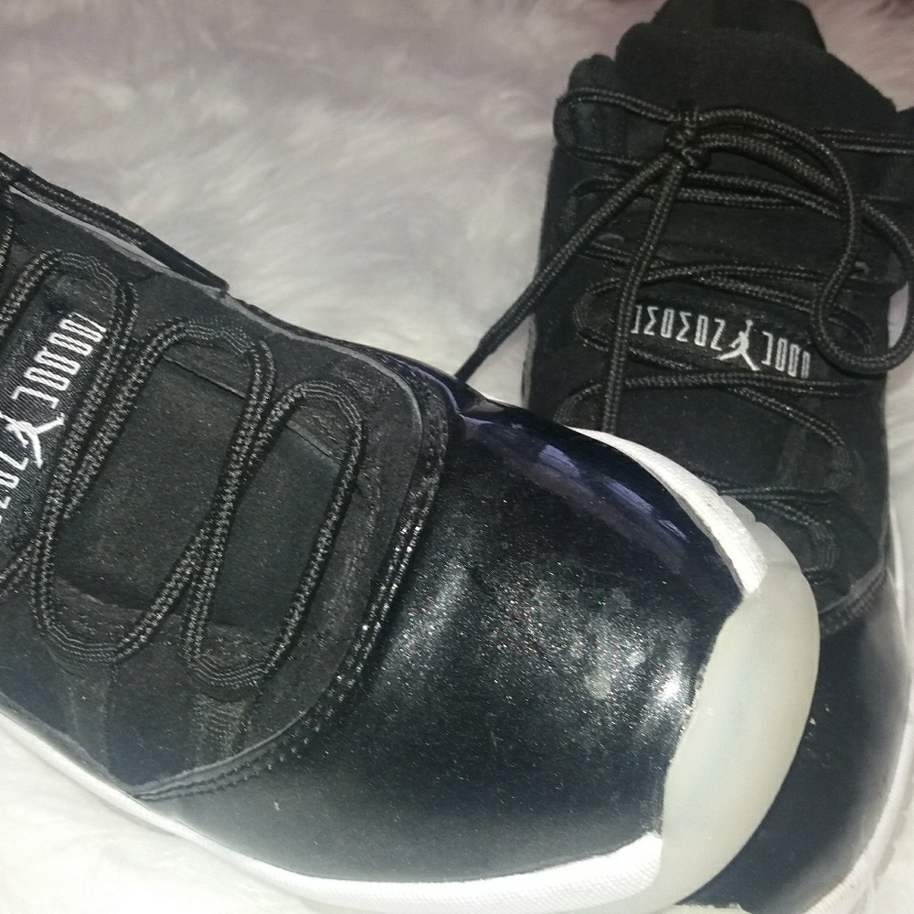 Jordan 11 retro low sneakers